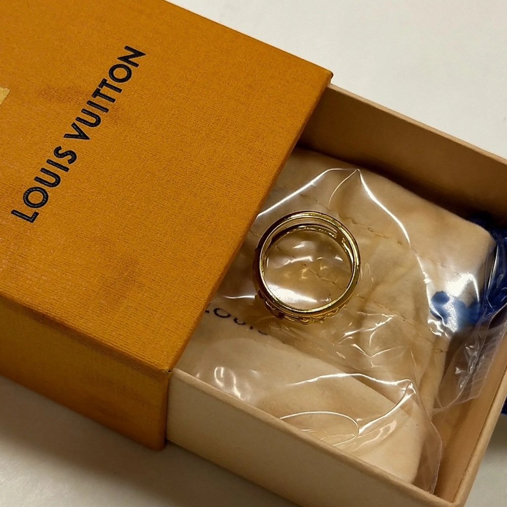 Louis Vuitton Ring - Picture 5 of 5